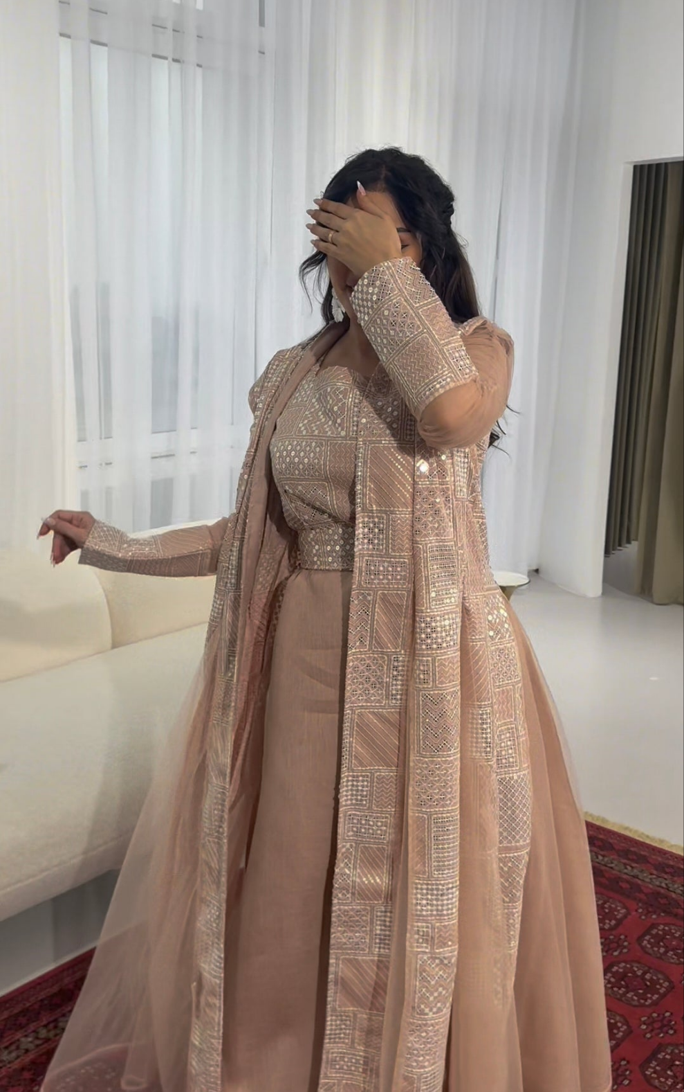 Elegant Kuwaiti Jellabiya - Samara