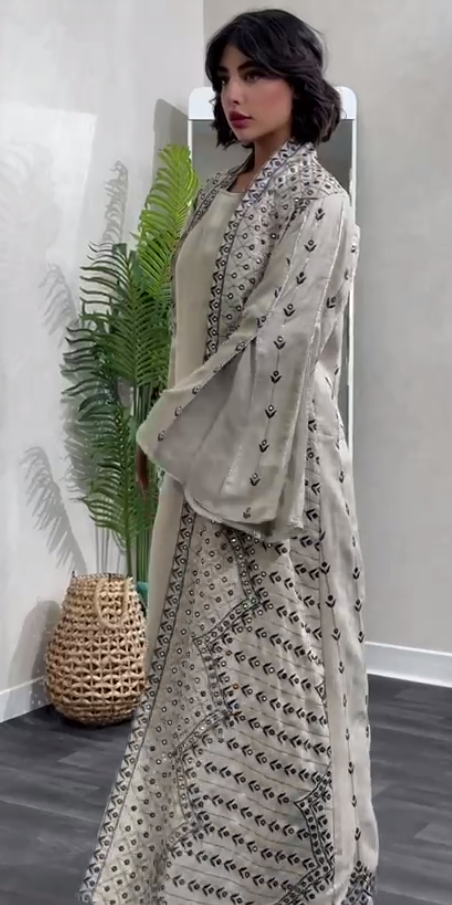 Elegant Kuwaiti Jellabiya - Malak