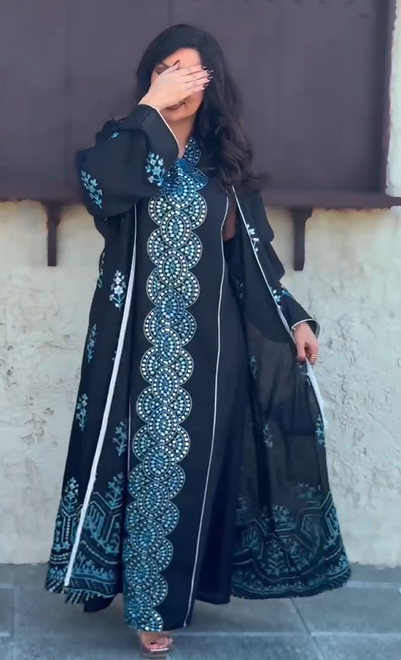 Elegant Kuwaiti Jellabiya - Paki