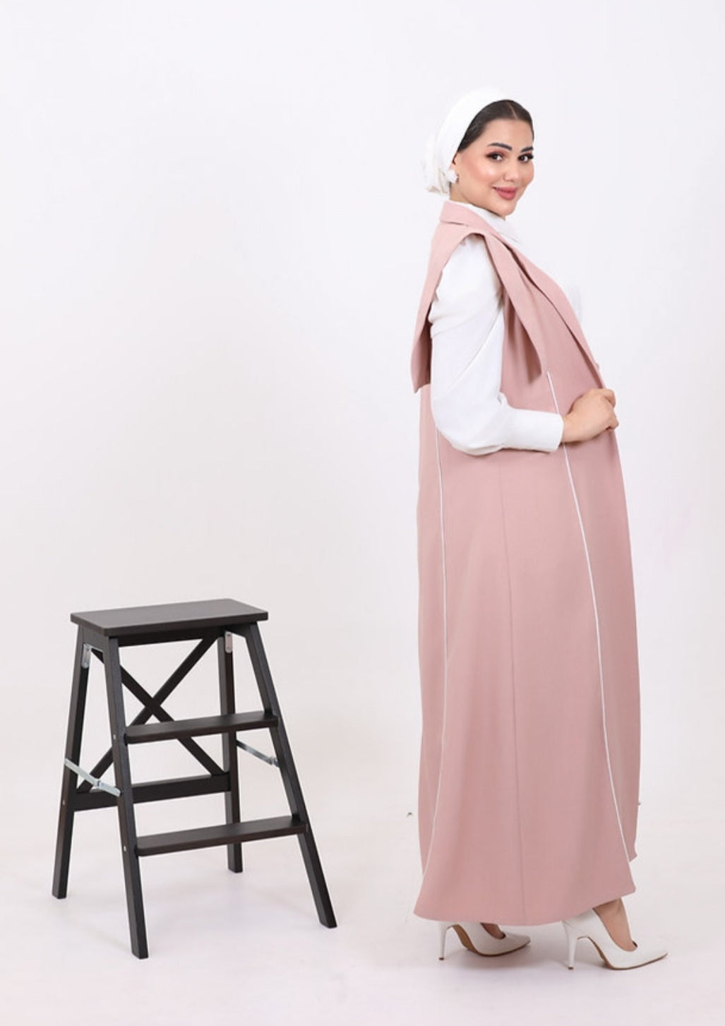 Pink Short-sleeved cardigan by Lebsaty