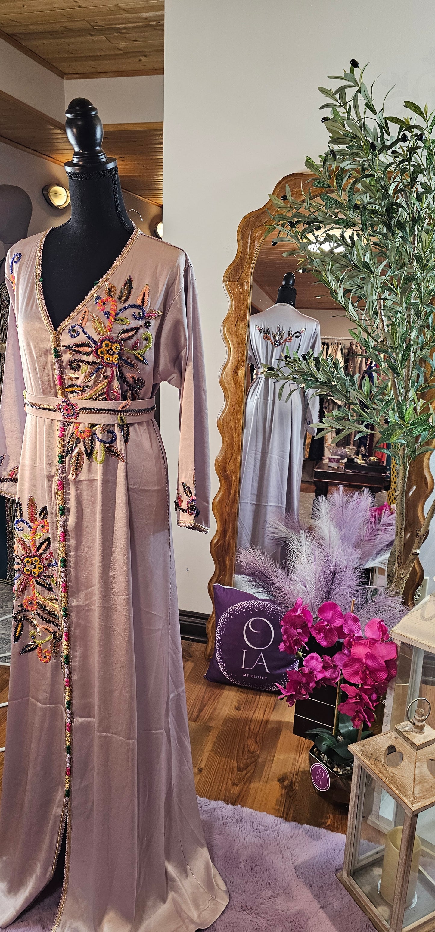 Handmade Moroccan Kaftan – Kizalah