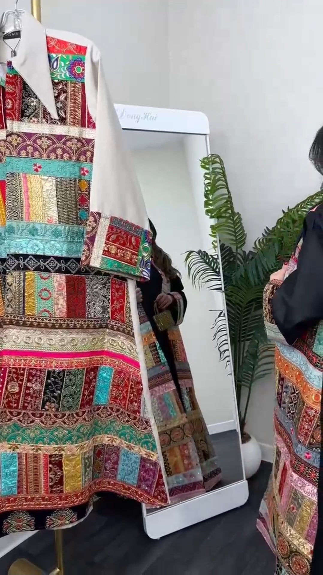 Elegant Kuwaiti Jellabiya - Mothila