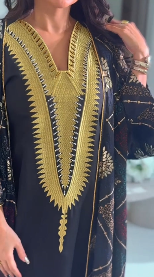 Elegant Kuwaiti Jellabiya-Dallol