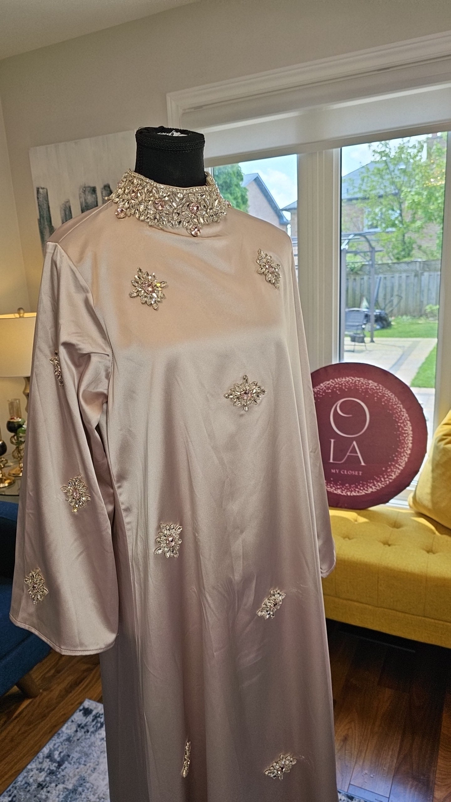 Elegent dress