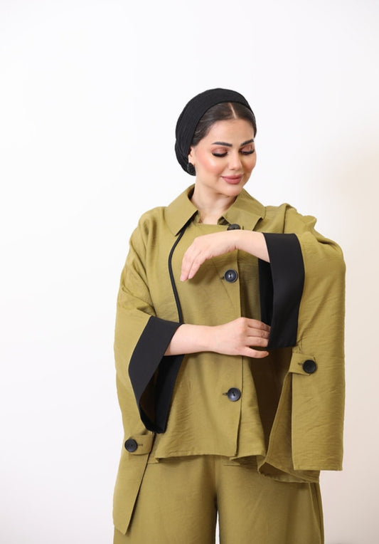 Green Fashionable Suit by Lebsaty